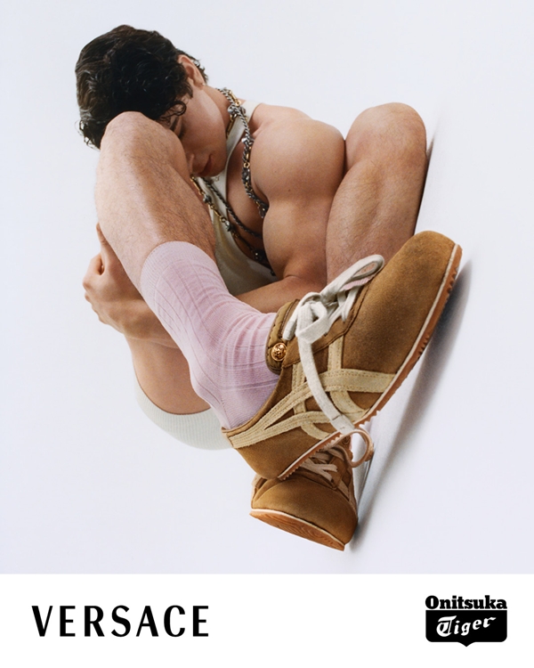 Onitsuka Tiger Versace คอลเลคชั่น มิลาน